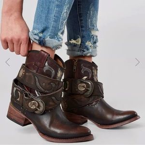Freebird Tash Size 11